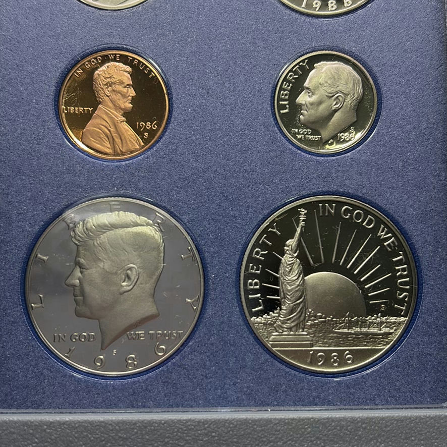 United States 1986 Prestige Coin Set - image 7 of 12