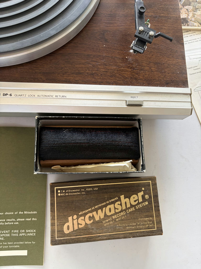 Mitsubishi DP-6 Record Player - image 5 of 7