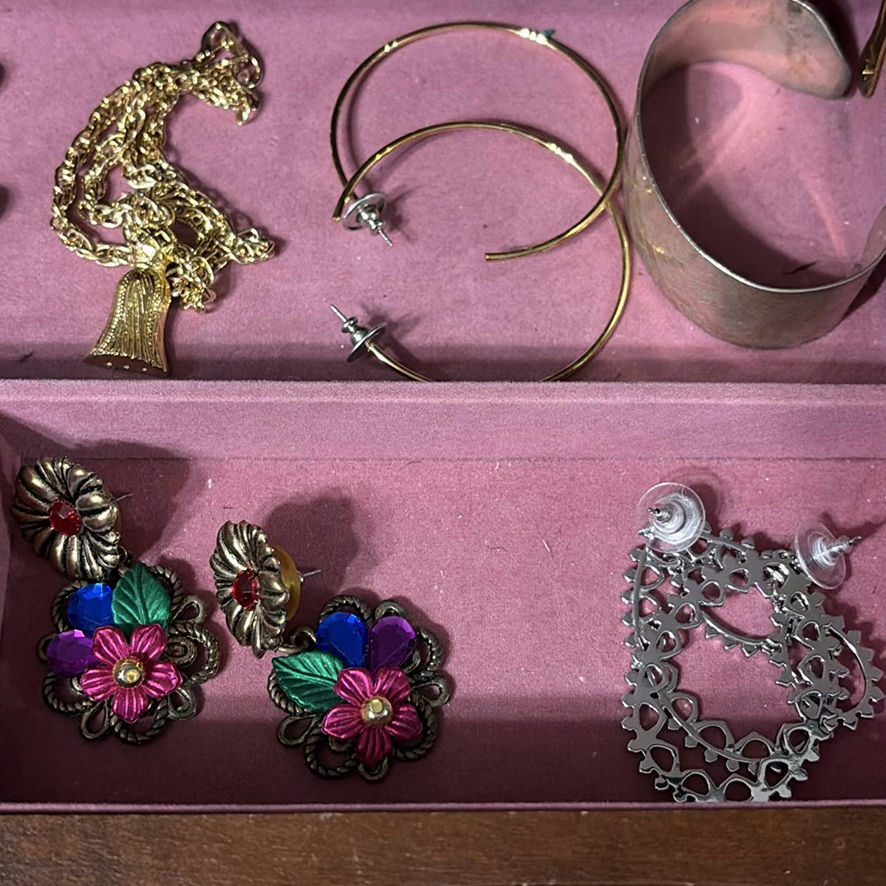 Wooden Jewelry Box With Jewelry - image 14 of 16