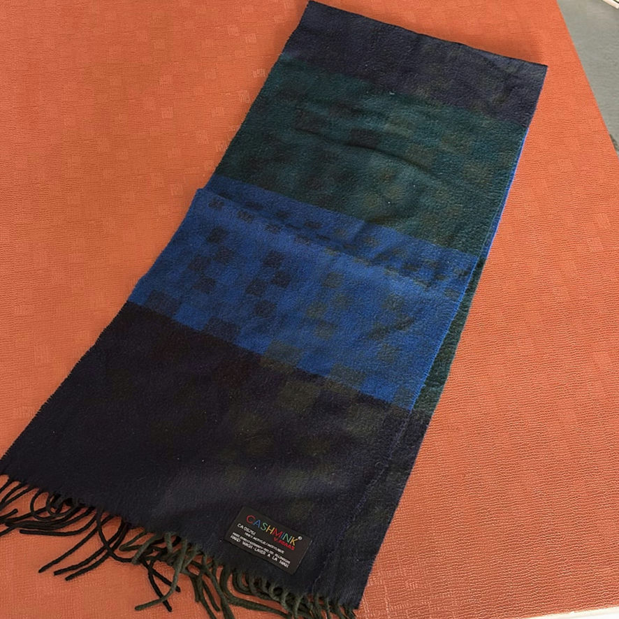 Football Supporter Scarves - image 15 of 15