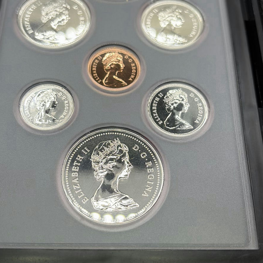 Canadian Double Set Struck Set 1979 And 1980 - image 11 of 20