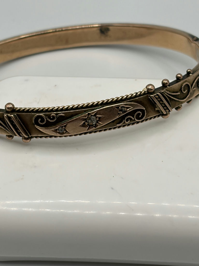 9 Ct Gold Vintage Bracelet - image 2 of 12
