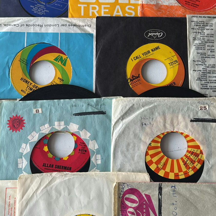 Large Assortment Of 45’s Records In case - image 11 of 32
