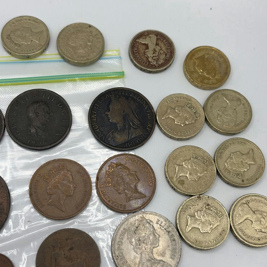 Antique And Vintage British Currency - image 16 of 28