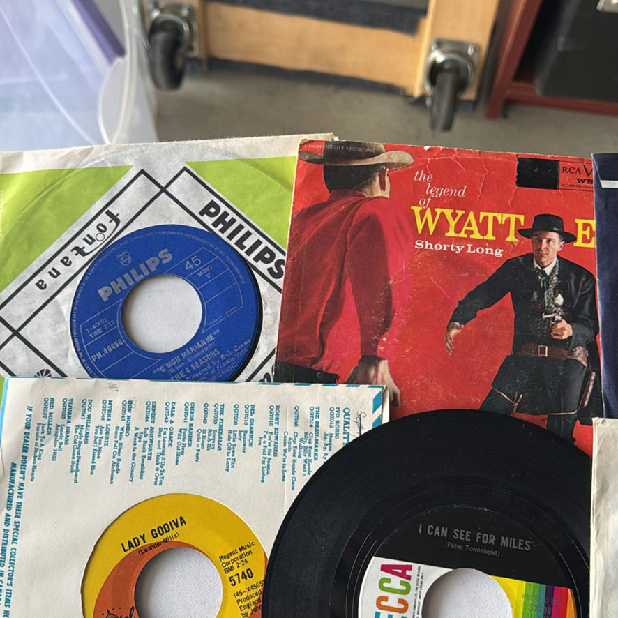 Large Assortment Of 45’s Records In case - image 13 of 32