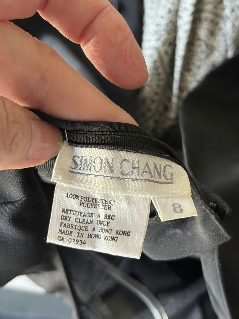Women’s Clothing Size 8-14 - image 6 of 20