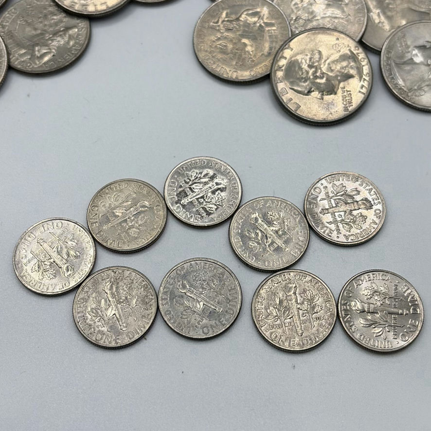 US Quarters And Dimes - image 8 of 15