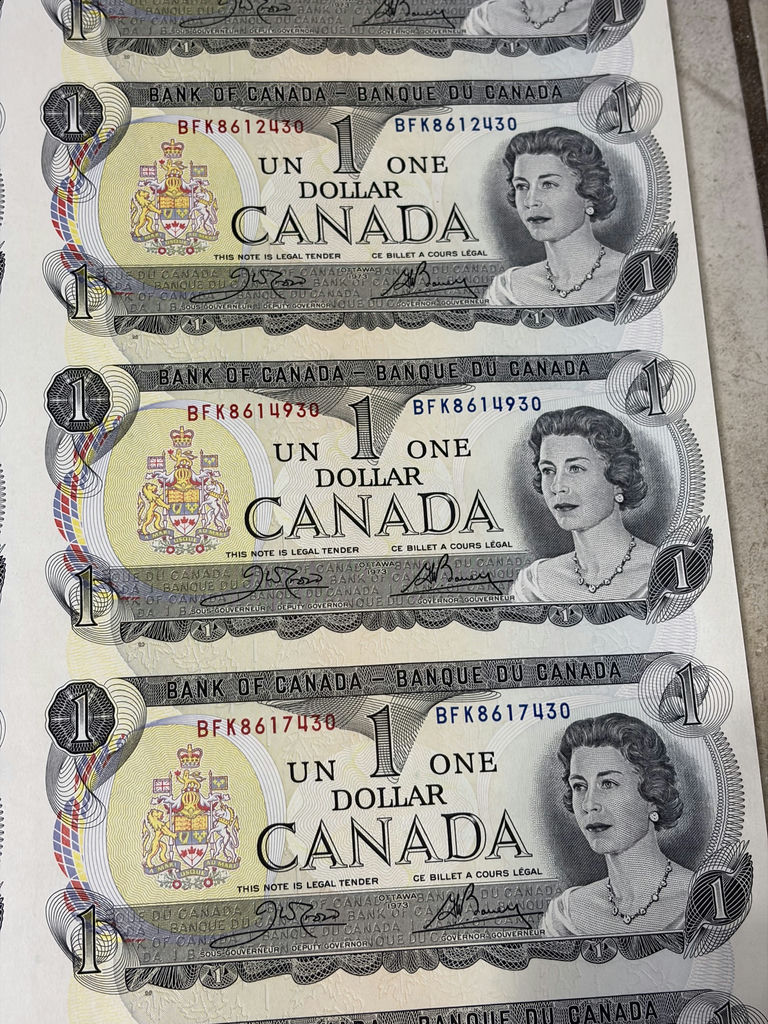 1973 Bank of Canada $1 Uncut Sheet of 40 Notes - BFK Prefix - AU/XF - image 15 of 30