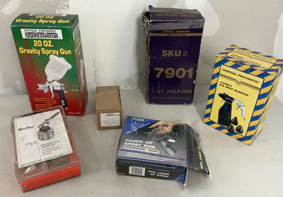Automotive Paint, Sprayers, Airbrush - Image 1 of 7