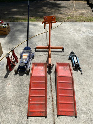Auto Shop Tools - Image 1 of 7