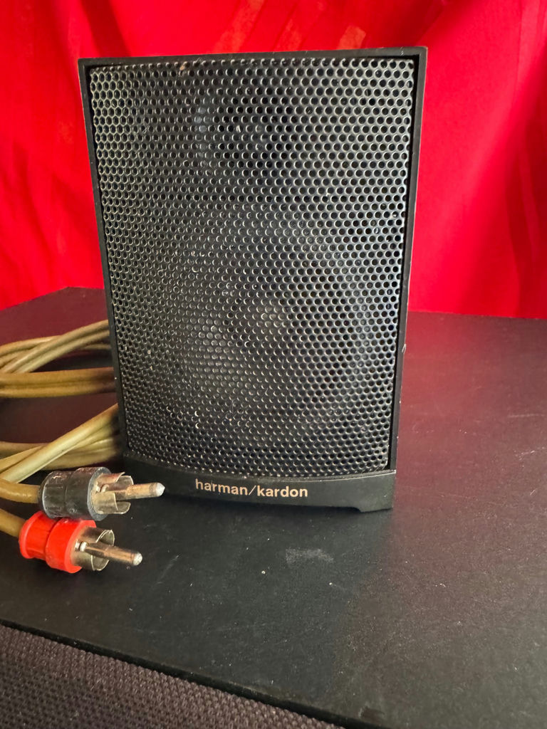 Harman/Kardon AVR 100 RC stereo receiver with speakers and subwoofer - image 10 of 17