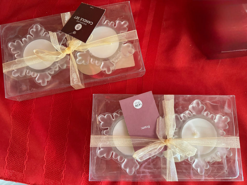 Yankee Candle and Plymouth Bay Gift Candle Sets - image 4 of 5