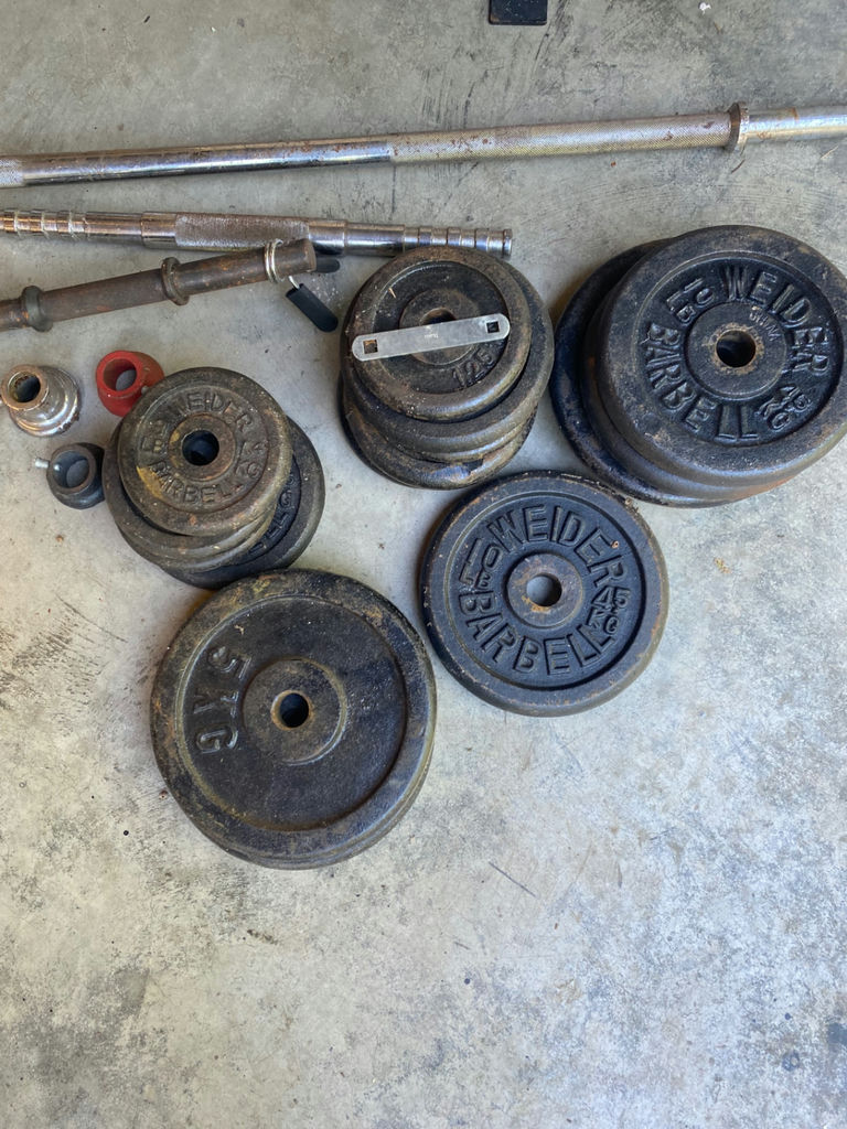 Weight Bench and Weights - image 2 of 5