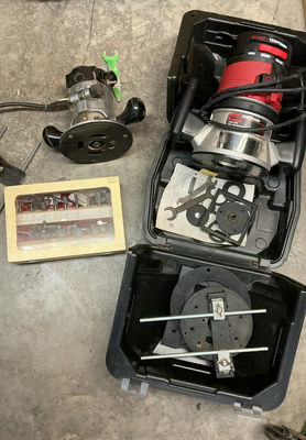 2 routers And Bits, Craftsman , Black And Decker - Image 1 of 7