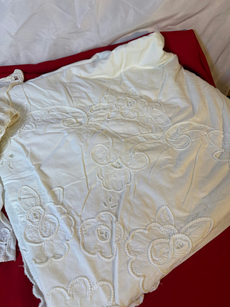 Vintage Linens - image 2 of 3