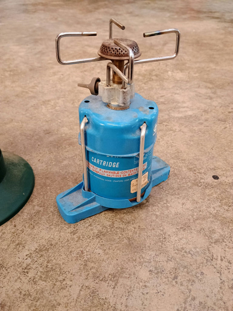 Light Weight Aluminum Lawn Chairs, cook stoves, lantern - image 7 of 7