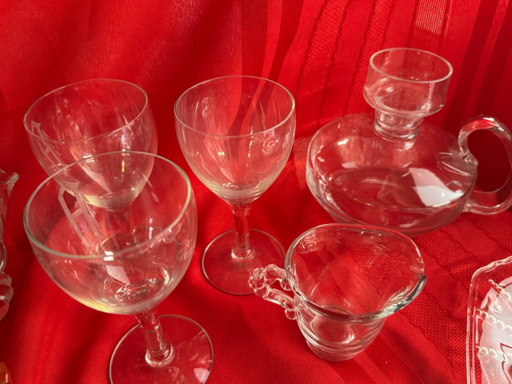 Vintage Clear Pressed Glassware and Bubble Glassware Lot - image 9 of 12