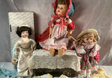 Vintage dolls with multiple dresses and accessories - thumbnail 1 of 14