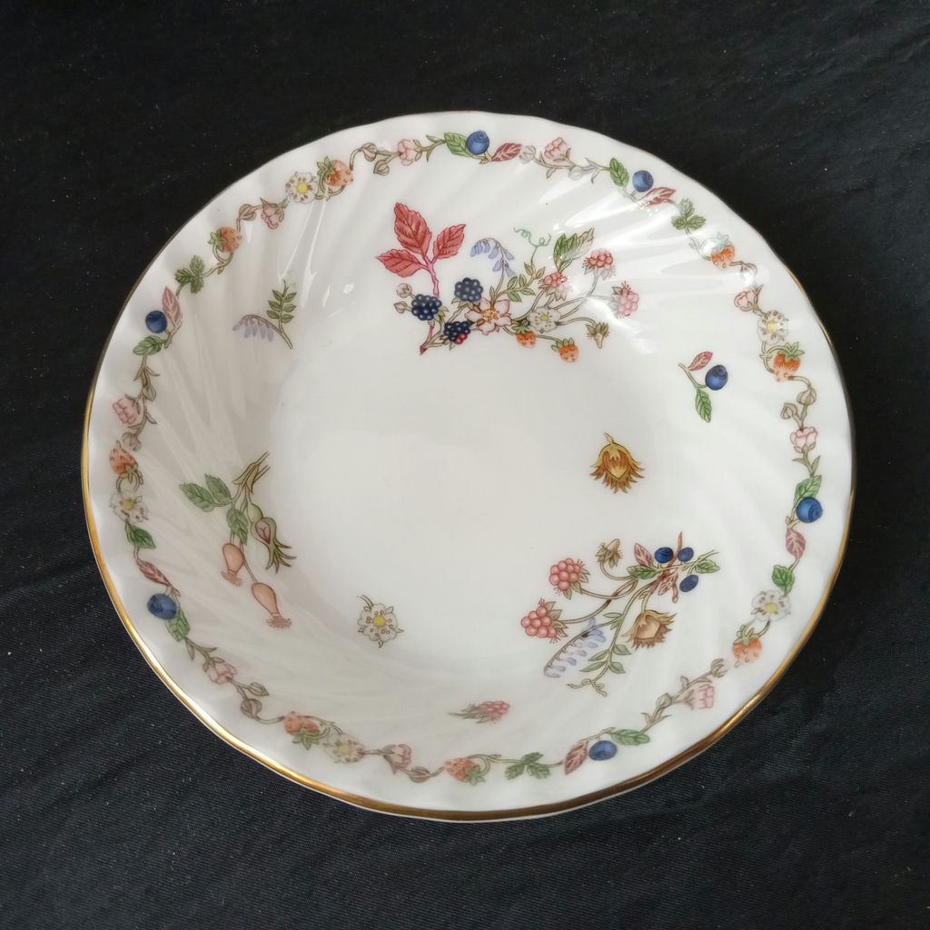 Aynsley China Somerset Blackberry Dinnerware - image 3 of 4