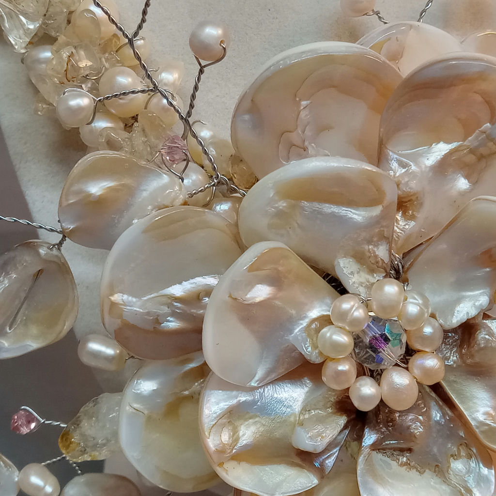 Hand Beaded Floral Jewelry - Pearls & Shells - image 4 of 16