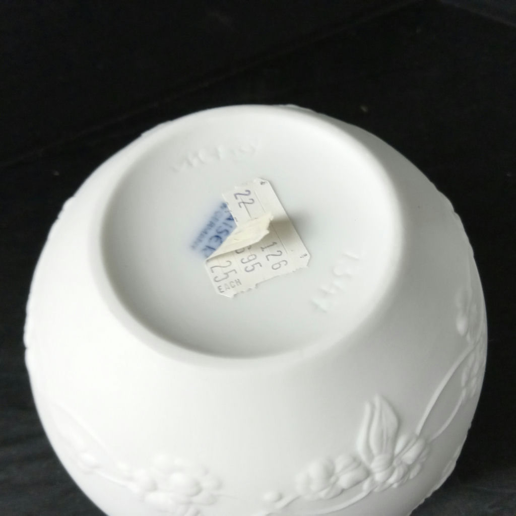 Kaiser Porzellan Vases - image 4 of 16