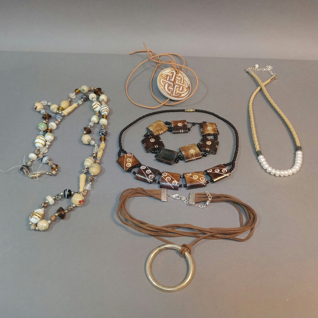 Vintage & Contemporary Costume Jewelry - image 7 of 20