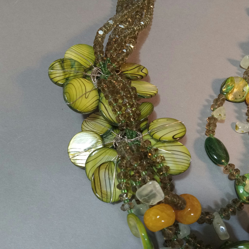 Hand Beaded Floral Jewelry - Greens - image 11 of 17