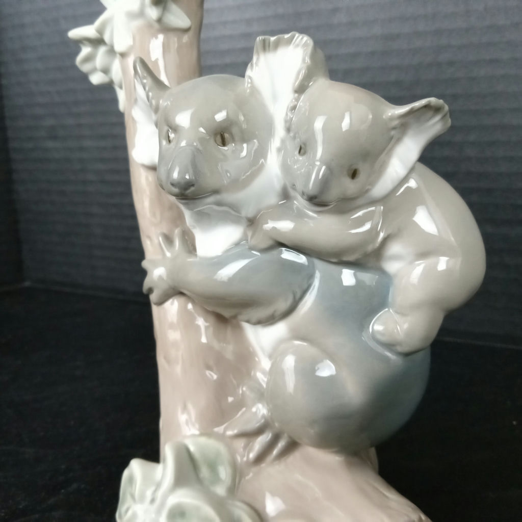Lladro Koalas on a Branch Figurine - image 4 of 6