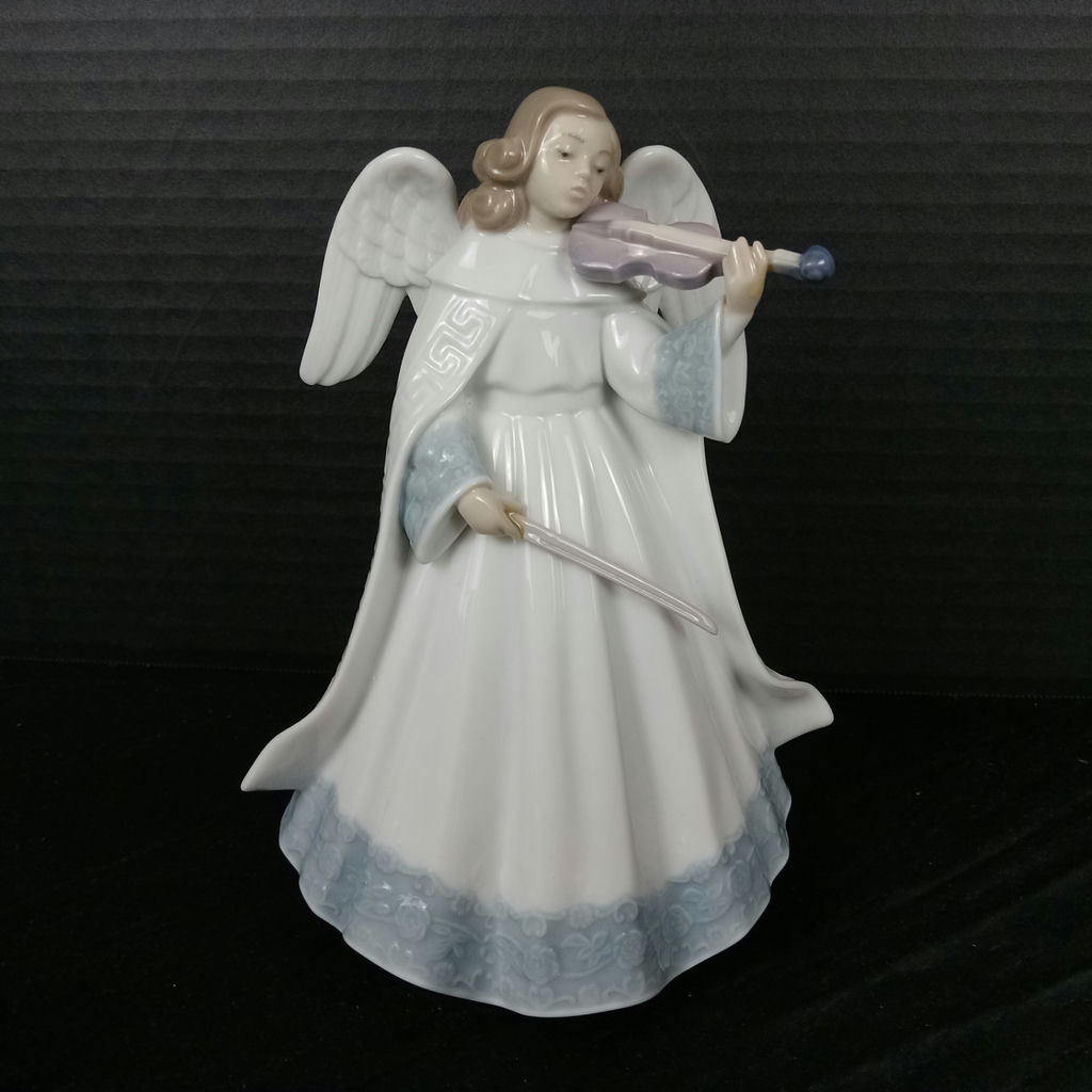 Lladro Angel w/Violin Figurine - image 1 of 7