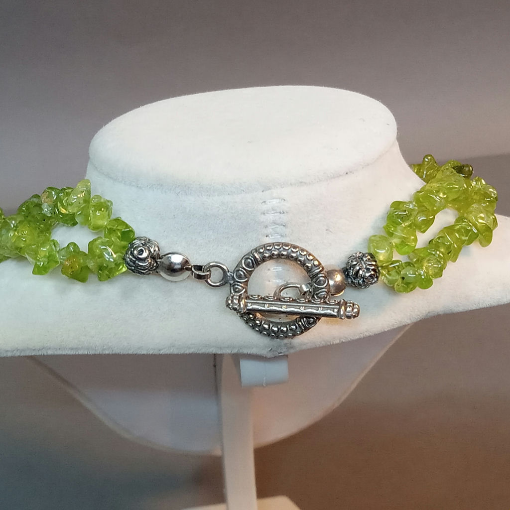 Hand Beaded Jewelry - image 11 of 15