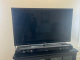 Samsung 55-inch LED6300 Series TV & Soundbar - thumbnail 1 of 6