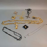 Vintage & Contemporary Costume Jewelry - thumbnail 11 of 20