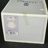 Lladro Angel w/Mandolin Figurine - thumbnail 6 of 6