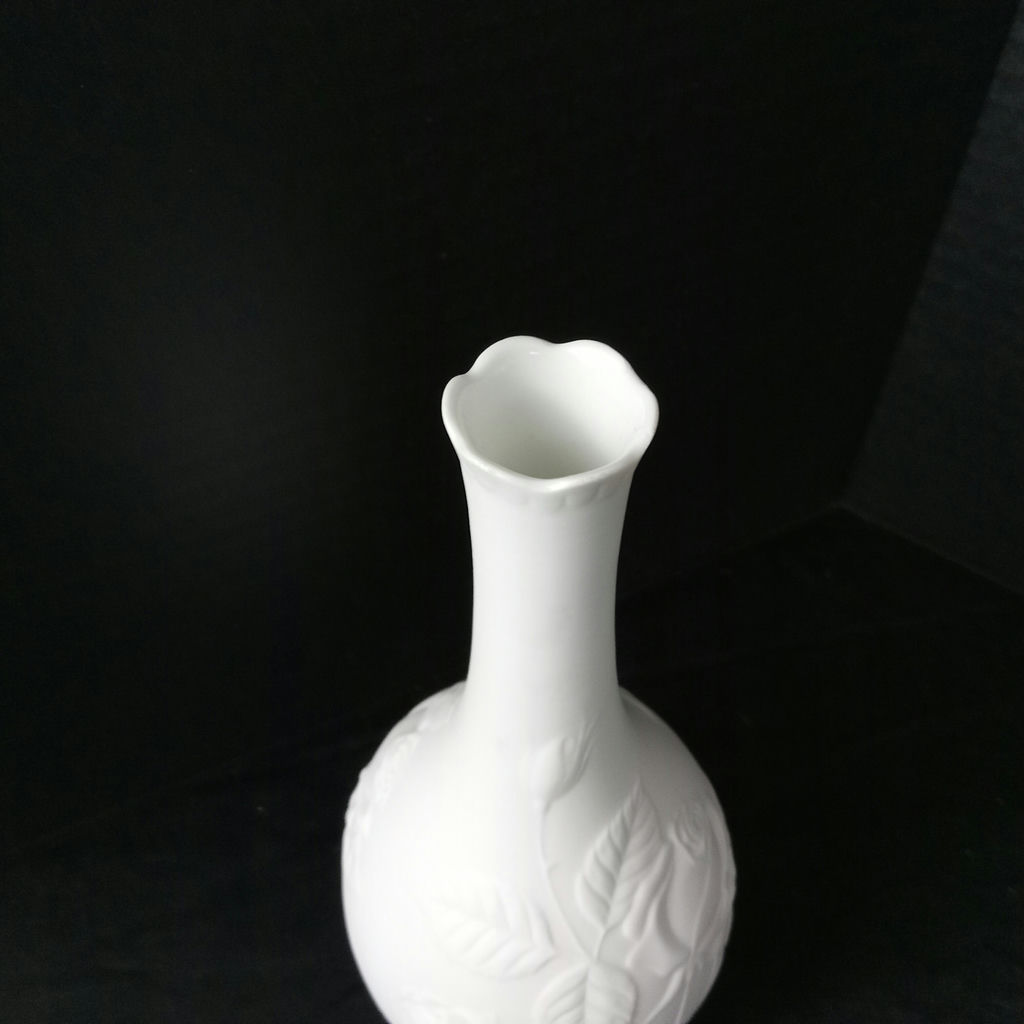 Kaiser Porzellan Vases - image 10 of 16