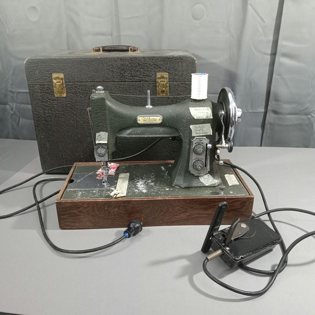 Vintage White Rotary Sewing Machine - image 1 of 16