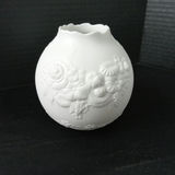 Kaiser Porzellan Vases - thumbnail 2 of 16
