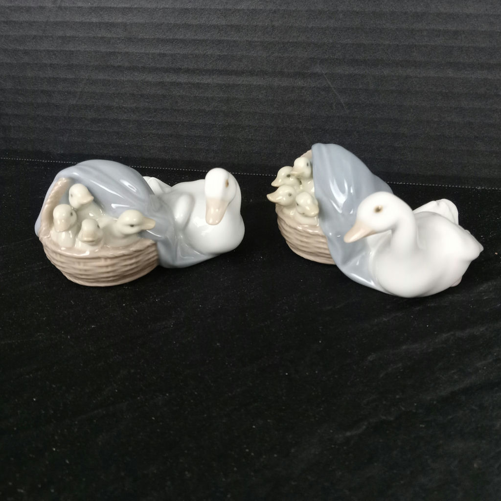 Lladro Ducks & Swans Figurines - image 5 of 10