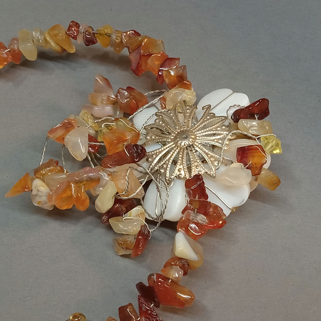 Hand Beaded Floral Jewelry - Browns - image 22 of 23