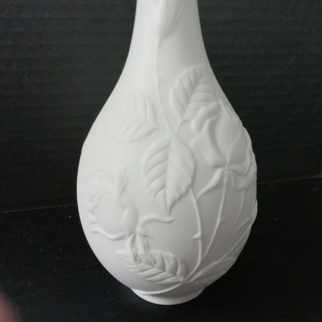 Kaiser Porzellan Vases - image 9 of 16