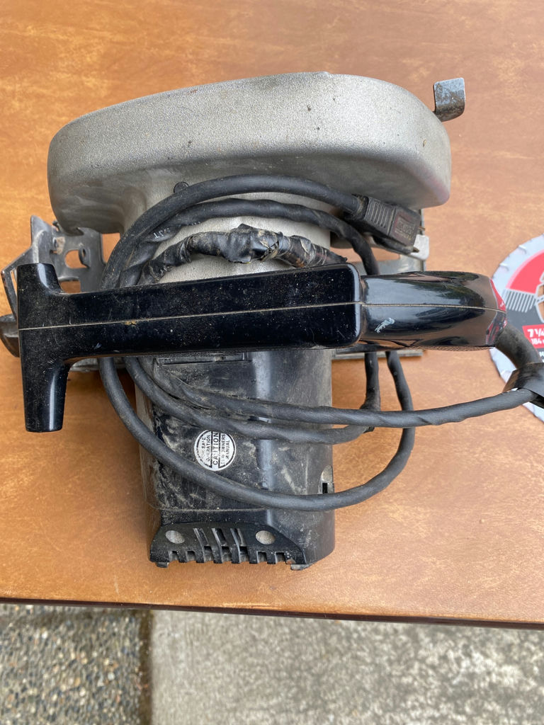 Circular Saw, Saber Saw and Blade Lot #2 - image 3 of 7