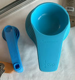 Bakeware, cookware and kitchen utensils collection - thumbnail 3 of 15