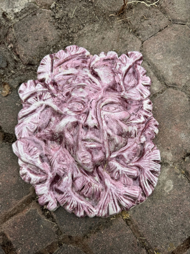 Artisan Purple Garden Accent Lot featuring "Green Man" Plaque - image 1 of 5
