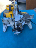 DeWalt Compound Miter Saw - thumbnail 5 of 6