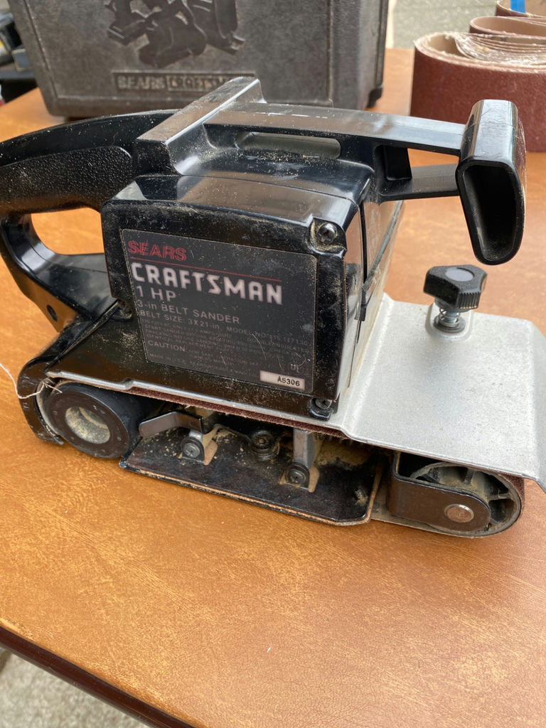 Palm Sander, Belt Sander and Accessories - image 6 of 8