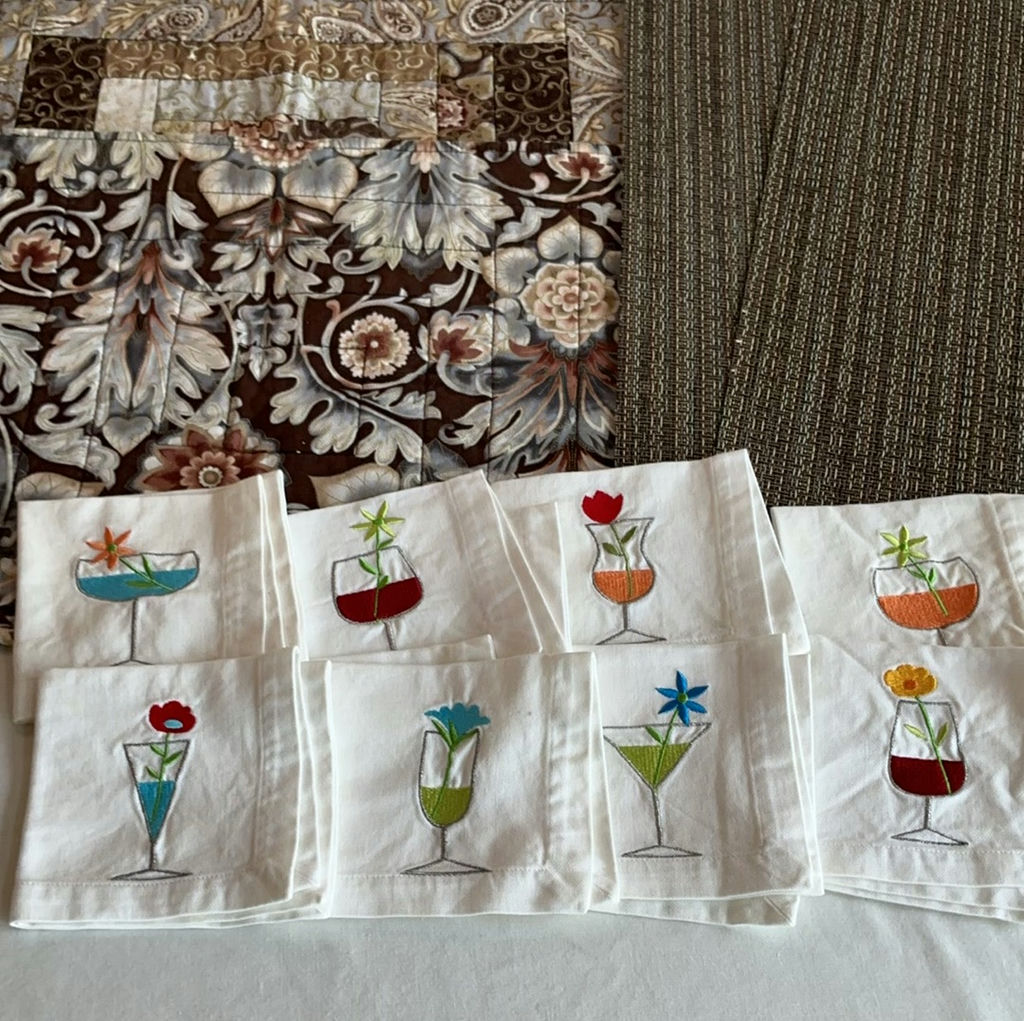 Tablecloths And More - image 8 of 8