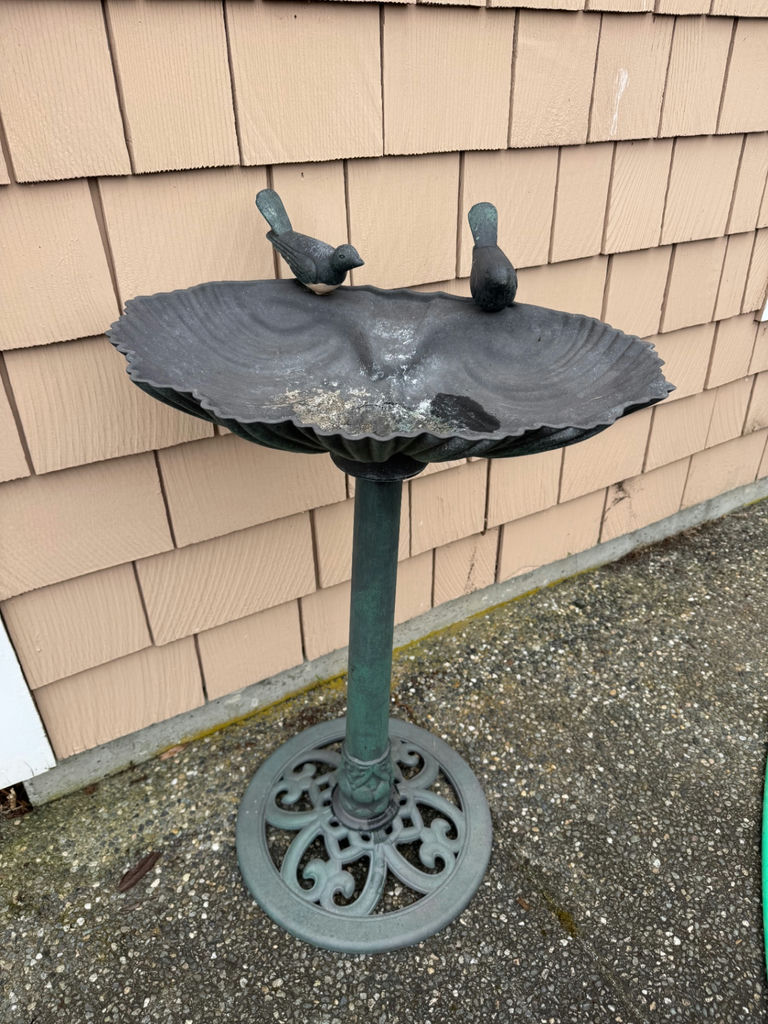 Plastic Bird Bath with Rustic Wind Chime - image 2 of 4