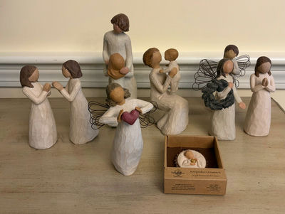 Lot of Willow Tree Demdaco Angels - Image 1 of 1
