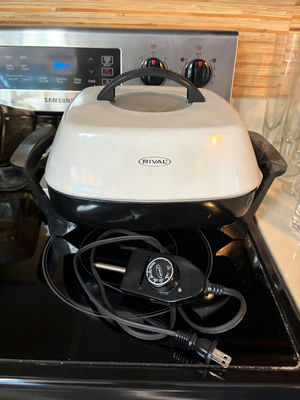 Rival Electric Fry Pan - Image 1 of 2
