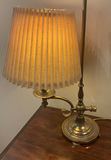 Two earl American Small Tables And Lamps - thumbnail 6 of 7