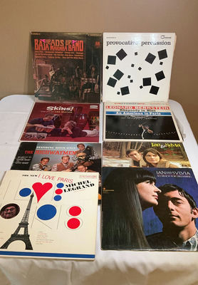 Vinyl Albums, standards, oldies, classical - Image 1 of 4